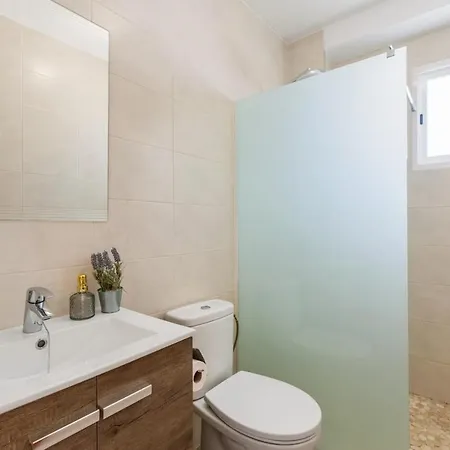 Watsi - Plusholidays Willa Calpe