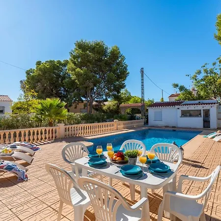 Watsi - Plusholidays Willa Calpe