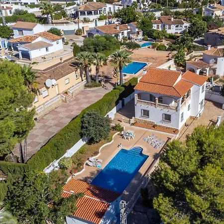 Watsi - Plusholidays Calpe